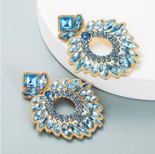 Load image into Gallery viewer, Reeves
